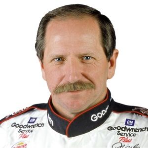 Meet your Posher, Quinn